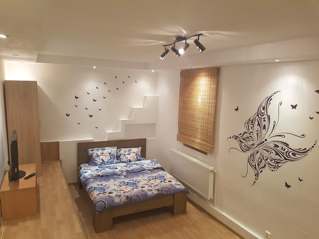 My Place - Butterflies Сибиу Екстериор снимка